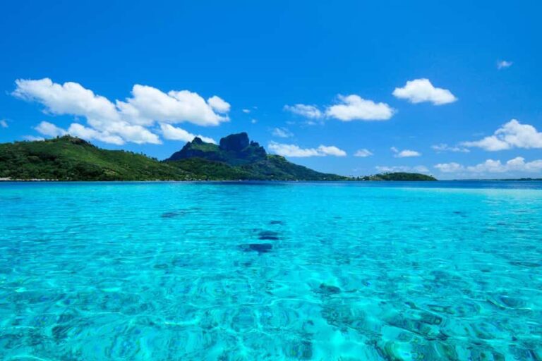 Bora Bora: Lagoon Boat Tour with Snorkeling - Who Will Love This Tour?