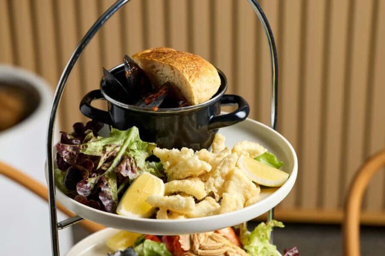 Brisbane: Sirromet Seafood Feast with Premium Tasting - Detailed Breakdown of the Experience