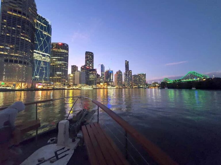 Brisbane: Sunset City Lights Cruise 5.30pm or 6pm *seasonal - What to Expect on the Cruise