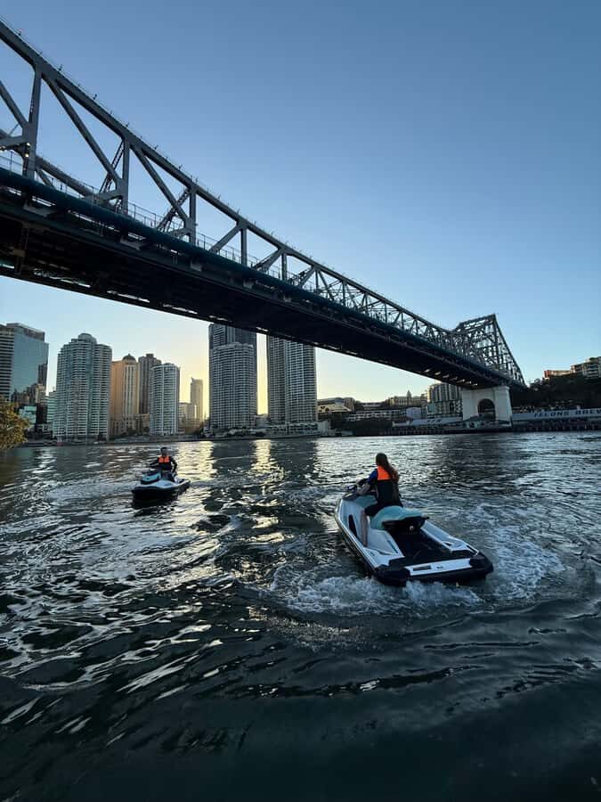 Brisbane: Sunset Jetski Tour on the Brisbane River - Riding a Jetski in Brisbane: What It’s Like
