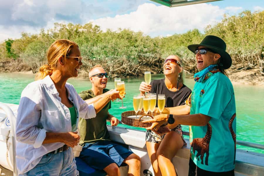 BROOME: DINOSAUR ADVENTURE CRUISE - With Tapas and Cocktail - Dinosaur Footprints on a Secluded Beach
