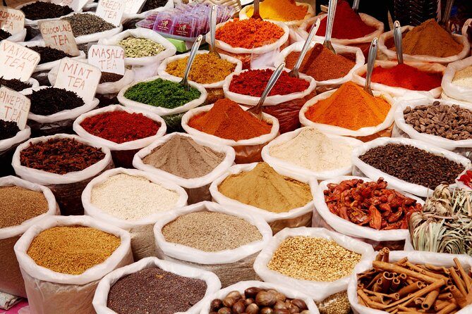 Bustling Markets of Delhi (Guided Half Day Shopping Tour) - What the Tour Includes and How It Works