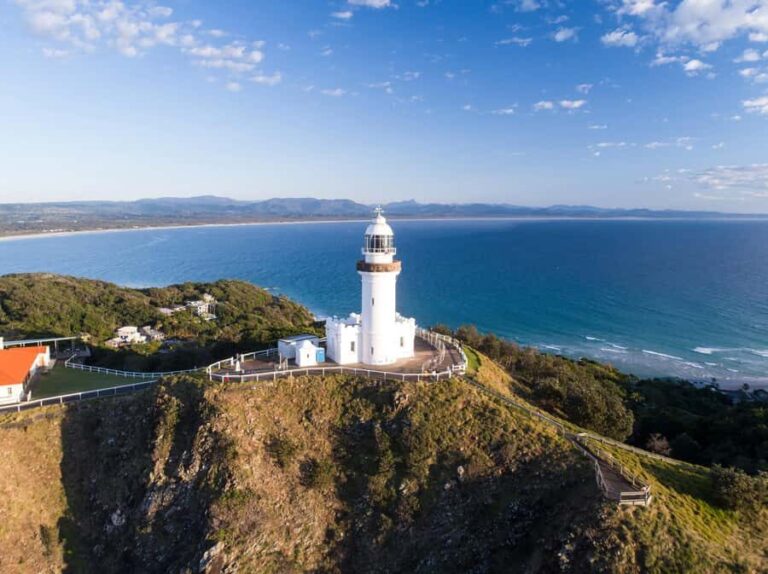 Byron Bay and Burleigh Heads Private Tour from Brisbane - What Makes This Tour Stand Out?