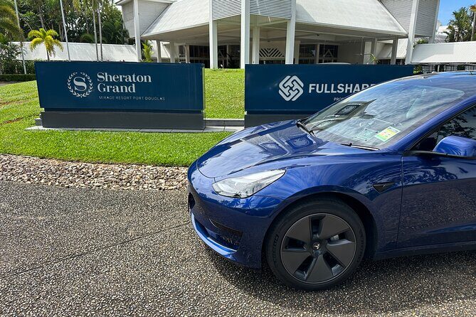 Cairns Airport to Port Douglas Private Transfer With Return - The Experience of the Private Transfer