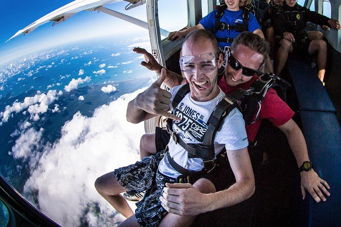 Cairns: Tandem Skydive Experience over Reef & Rainforest - An In-Depth Look at the Skydiving Adventure