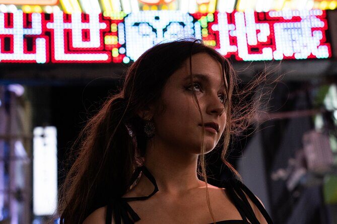 Casual Photoshoot in Dotonbori, Osaka with a Pro Photographer - What the Tour Includes and Why It Matters