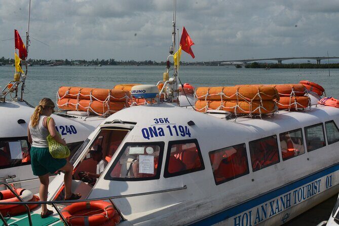 Cham Island Day Tour: Speed Boat, Lunch, Snorkeling & Beach - Returning and Reflection