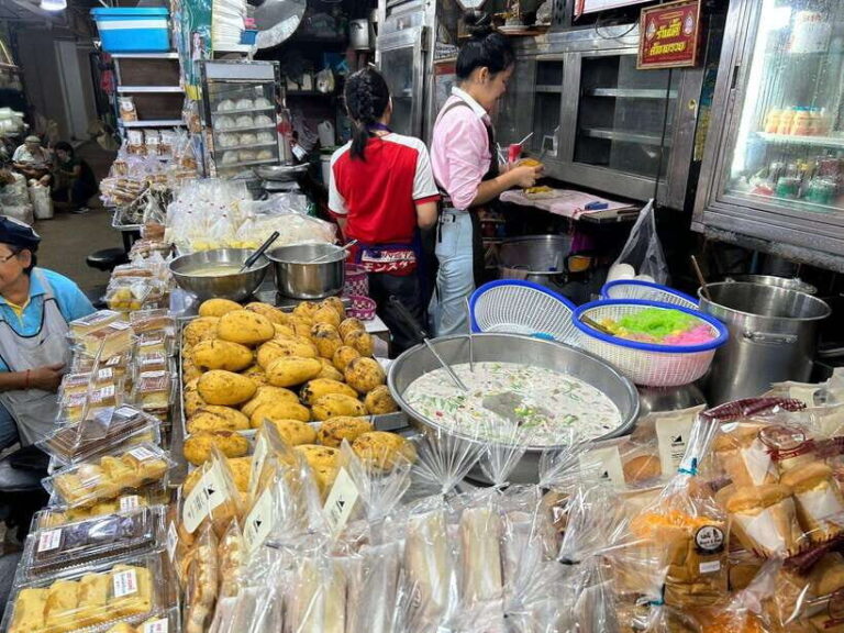 Chiang Mai Old City, Local Market, Local Food Tour - Overall Value and Experience