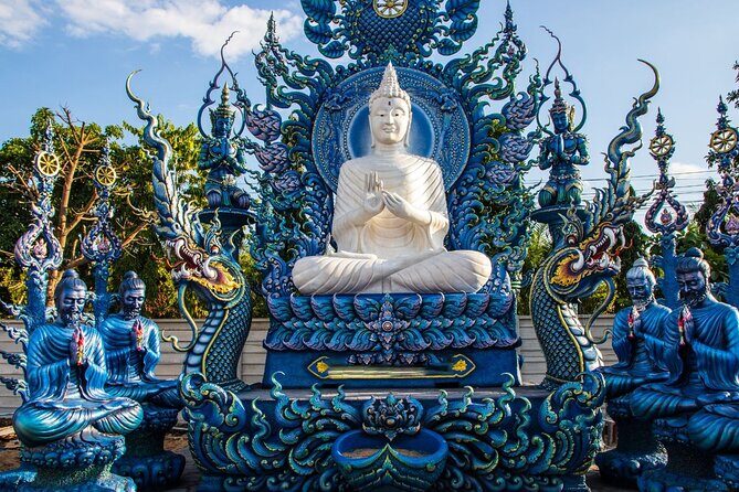 Chiang Rai White Temple Blue Temple and Hill Tribe Village Tour - Transportation and Group Dynamics