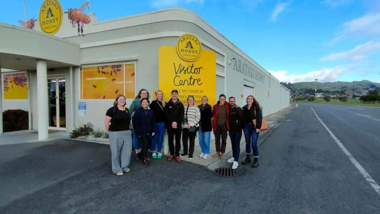 Chocolate Factory, Honey Visitor Centre and Ice Cream Tour - What Makes This Tour Stand Out