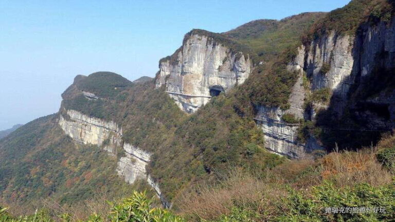 Chongqing:1-day Jinfoshan Mt hiketrip (licen guide,with car) - An Overview of the Experience