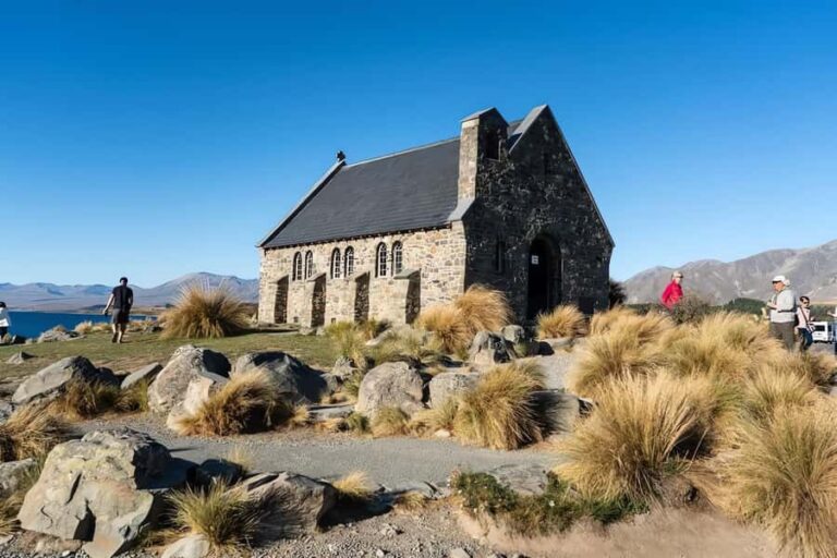 Christchurch: Lake Tekapo Day Trip with Hot Springs - The Charm of Lake Tekapo and Its Landmarks