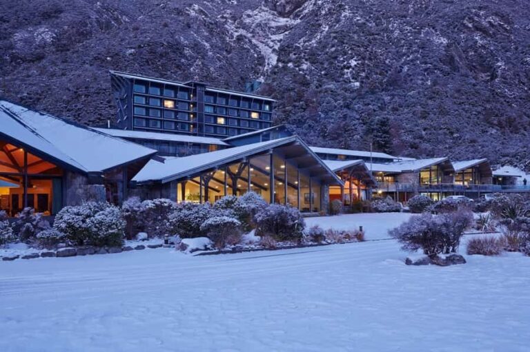 Christchurch: Mt Cook Full-Day Private Tour via Lake Tekapo - The Experience: From Transportation to Guides