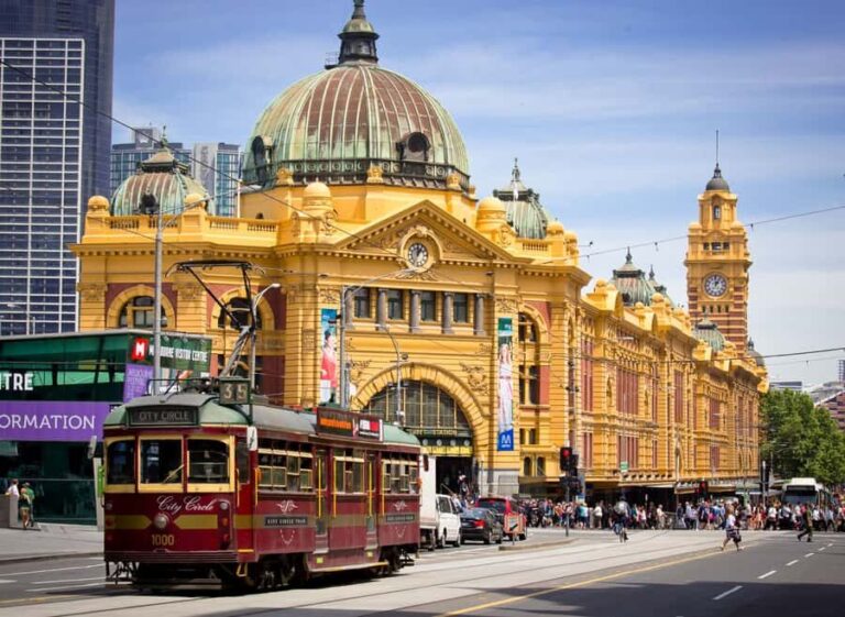 Classic Pivate Melbourne Walking Tour Start from your hotel - The Itinerary: What Makes Each Stop Special