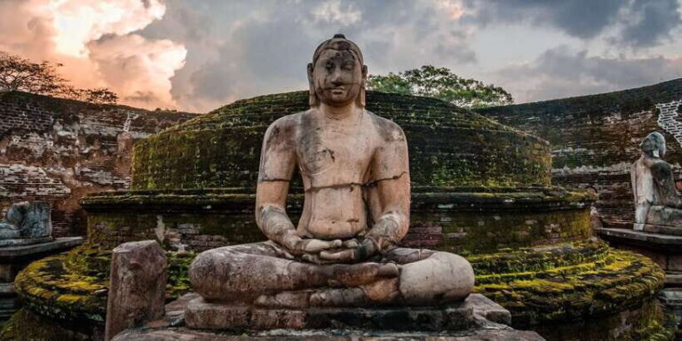 Colombo: Polonnaruwa & Sigiriya Guided Day Tour with Lunch - An In-Depth Look at the Tour Experience