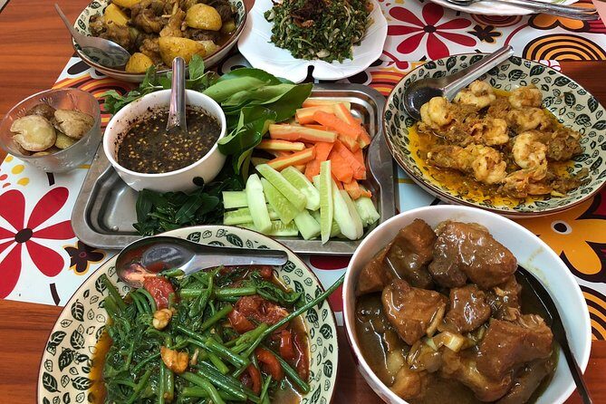 Cooking class in the down town of Yangon, half day tour (07:30 AM - 12:30 PM) - Introduction to the Yangon Cooking Tour