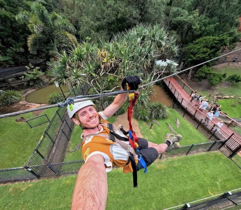 Currumbin Wildlife Sanctuary & TreeTop Challenge Combo - Transitioning to the TreeTop Challenge