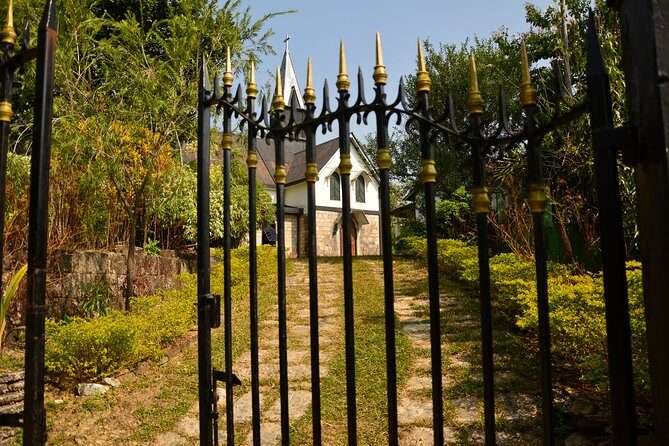 Day Trip to Mawlynnong (Guided Private Sightseeing Experience from Shillong) - FAQs