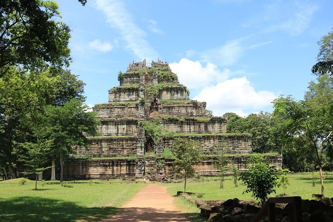 Day Trip to Preah Vihear Temple and Koh Ker UNESCO Site from Siem Reap - Who Should Consider This Tour?