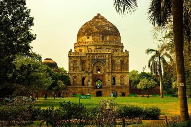 Delhi: Lodhi Gardens Guided Walking Tour - What to Expect on the Tour