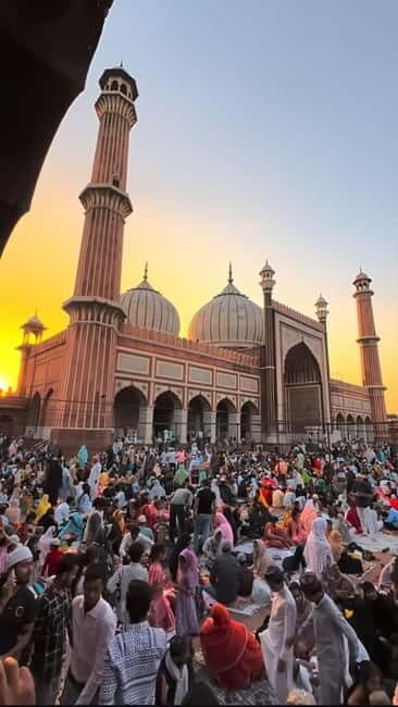 Delhi: Old & New Delhi Private Guided Full or Half-Day Tour - FAQ