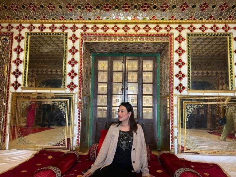 Discover Jaipur in a Day-Royal Journey Through the Pink City - Discovering Panna Meena ka Kund: A Secret Stepwell