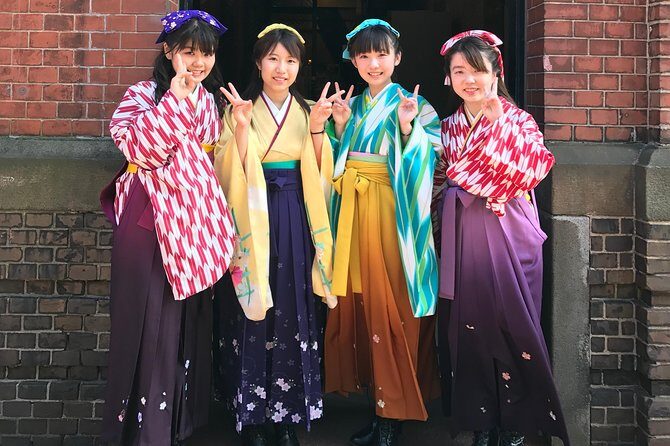 Dress Up High-Quality Hakama Kimono and 30-min Rickshaw Tour - Who Is This Tour Best For?