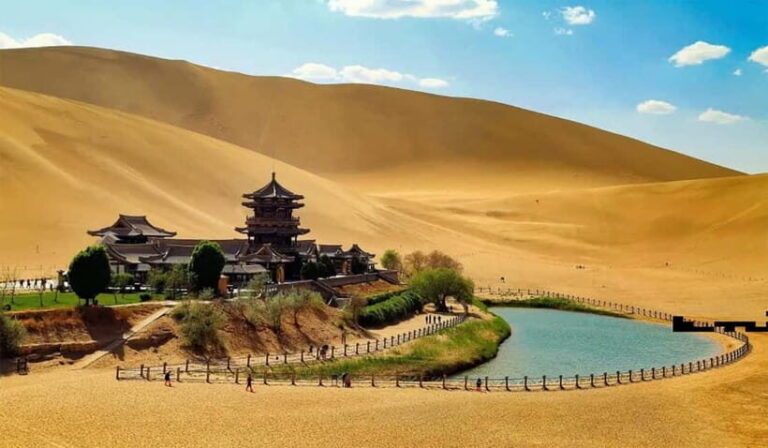 Dunhuang: Mingsha Mountain, Crescent Lake & Museum Tour - Practical Details and Value