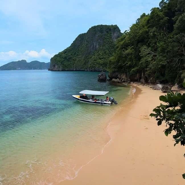 El Nido: Island Hopping Tour B Snake Island with transfer - Who Is This Tour Best Suited For?