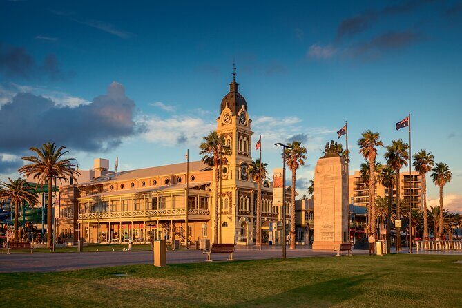 Enchanting Adelaide Private Walking Tour - What Past Travelers Say