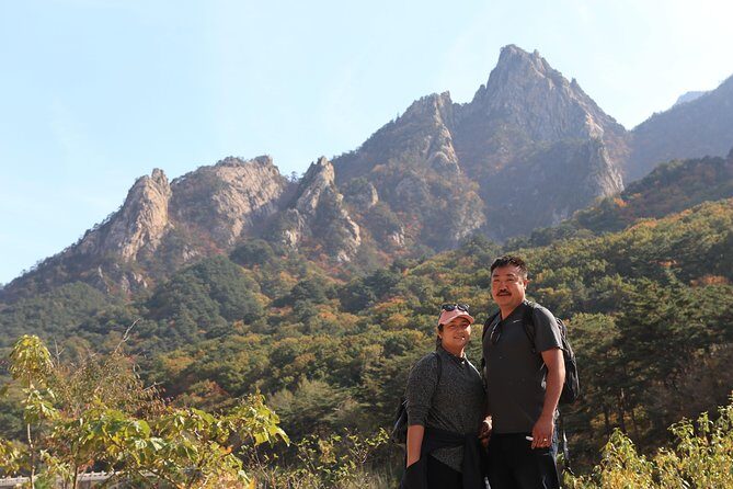 Exclusive Private Trip to Mt Seorak & East Sea!! - The Sum Up