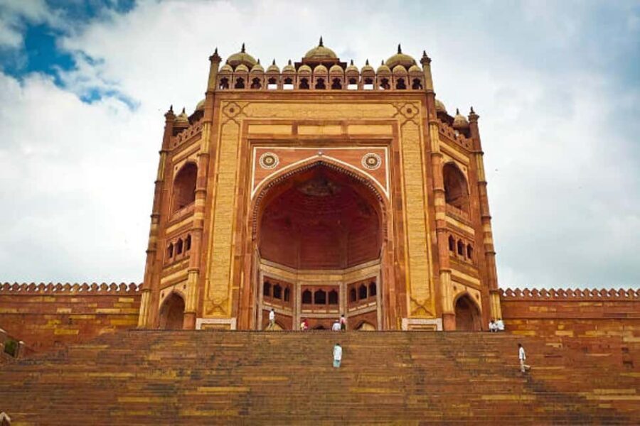 Explore Agra in a 2-Day Overnight Tour from Delhi - A Practical Review of the 2-Day Agra Tour