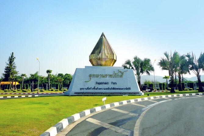 Explore Hua Hin Half-Day Small-Group Tour with Lunch - Who Should Consider This Tour?