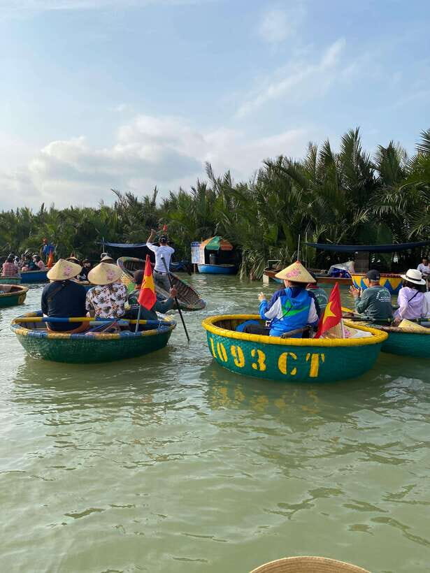 Exploring Hoi An Basket Boat Tour with Local People - The Experience in Detail