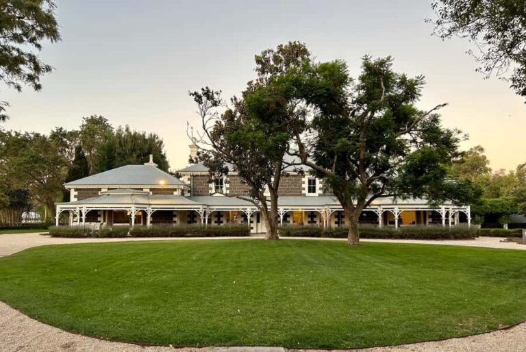 Eynesbury Homestead Dark Tales & Ghostly Trails Dinner&Tour - Who Will Enjoy This Experience?