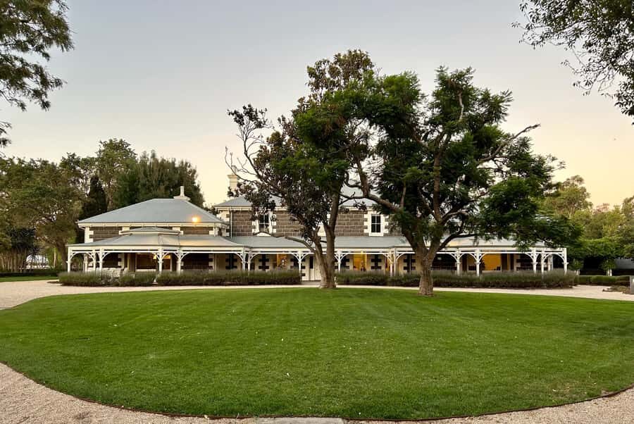 Eynesbury Homestead Dark Tales & Ghostly Trails Dinner&Tour - Who Will Enjoy This Experience?