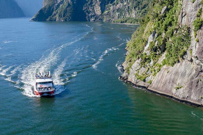 Farm Tour and Milford Sound Nature Cruise from Te Anau - FAQ