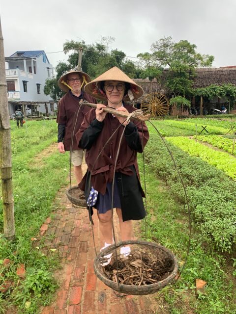 Farming with Farmers at ancient vegetable Village "Tra Que" - Evaluating the Value and Practicalities