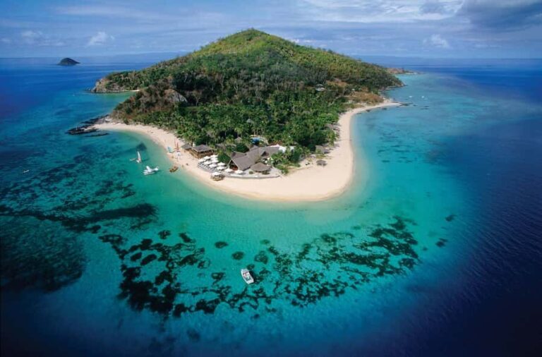 Fiji: Castaway Island Resort Day Cruise with Lunch - Who Is This Tour Best For?
