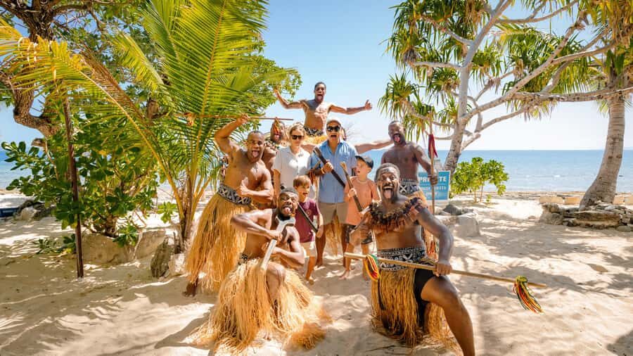 Fiji: South Sea Island Full Day Trip with Lunch & Drinks - Water Activities and Marine Exploration