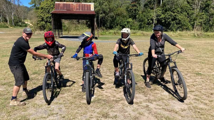 Finch Hatton: MTB Shuttle with Bike Rental & Coaching - Key Points