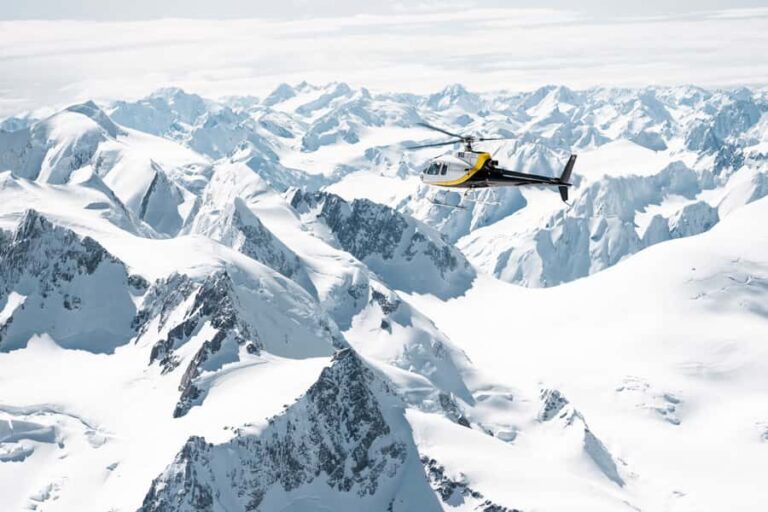 Franz Josef: The Grand Tour by Helicopter with Snow Landing - The Views and Photography Opportunities