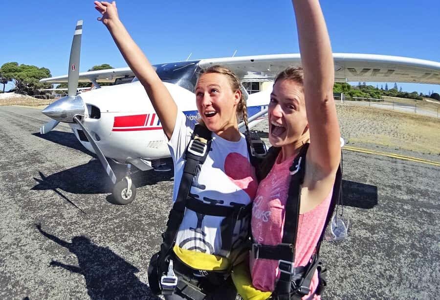 Fremantle: Rottnest Island Skydive and Ferry Package - The Return and Free Time on Rottnest