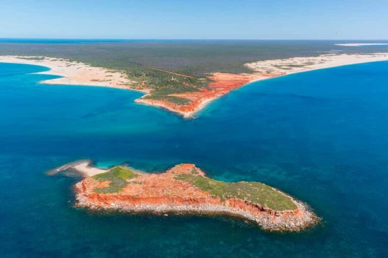From Broome: Dampier Peninsula Discoverer Helicopter Flight - Hotel Pickup and Preparation