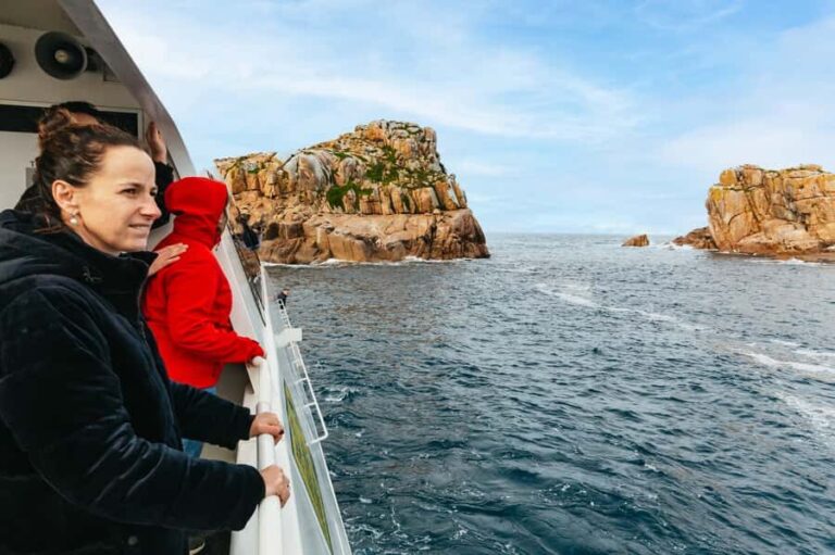From Coles Bay: Wineglass Bay Cruise with Lunch - The Itinerary: What You Can Expect