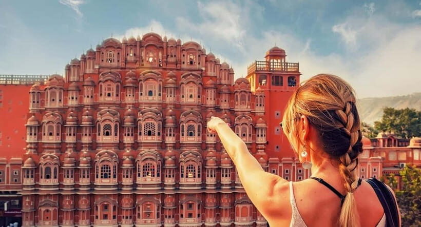 From Delhi: Jaipur Private Tour with Guide & Hotel Pickup - Value & Practicality: What You Need to Know