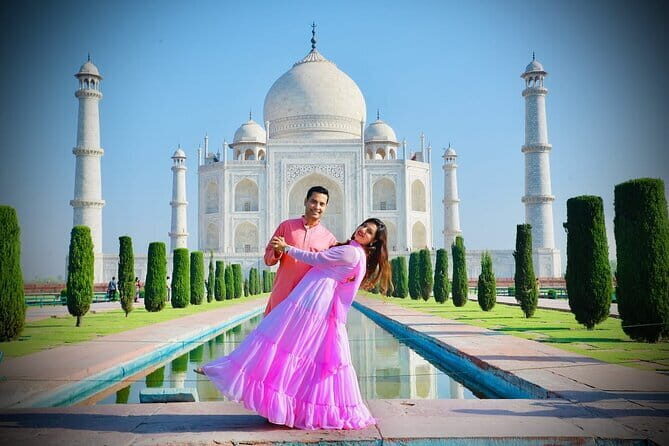 From Delhi: Overnight Taj Mahal & Agra City Tour by Car - Exploring Agra Fort – A Mughal Masterpiece