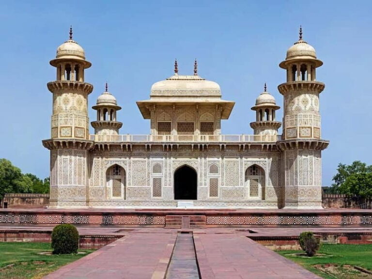 From Delhi: Private Taj Mahal Sunrise Tour with Breakfast - Who Will Love This Tour?