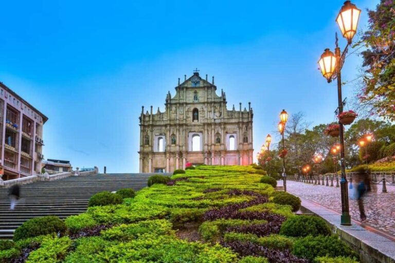 From Hong Kong: Macau Day Tour with Ferry, Lunch & Pickup - An In-Depth Look at the Tour Experience