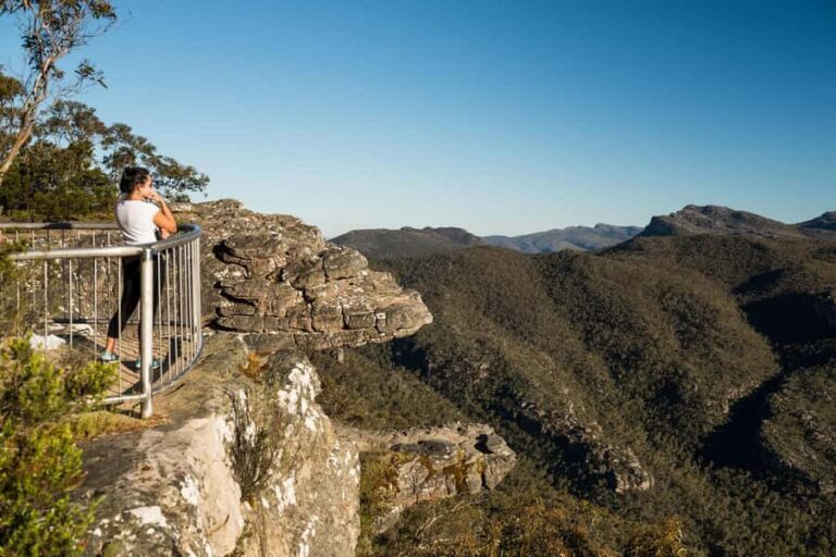 From Melbourne: 2-Day Great Ocean Road & Grampians Escape - Day 2 – Mountain Vistas and Indigenous Heritage